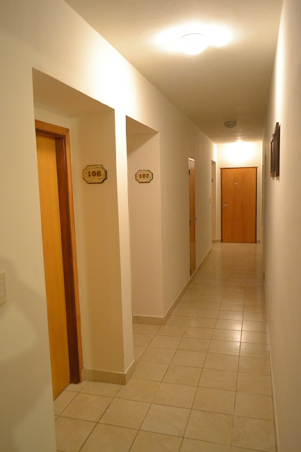 Pasillo que Conduce a las Habitaciones